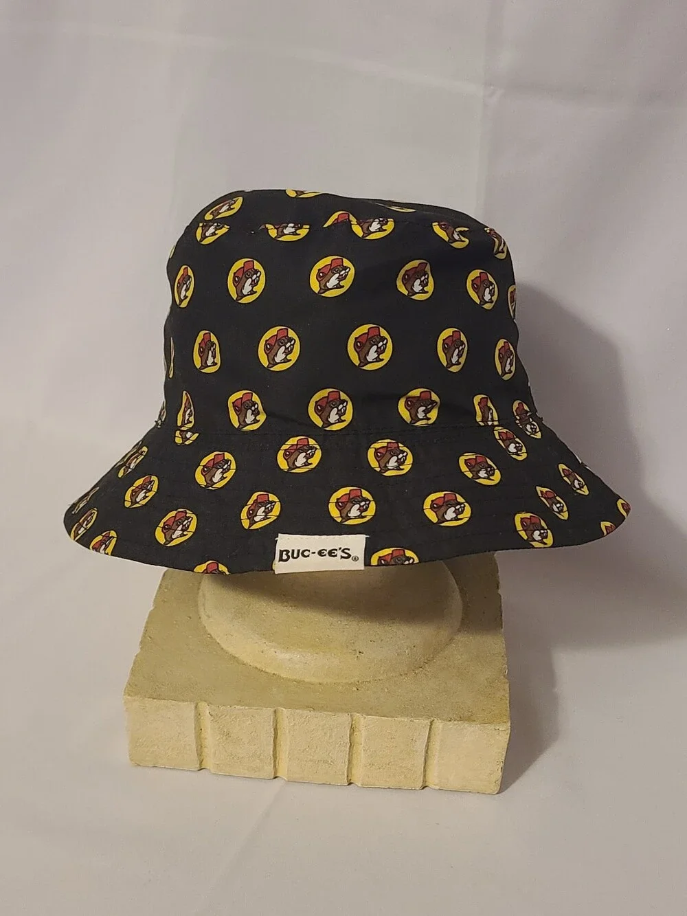 Bucket Hat Buc-ee's Black Youth